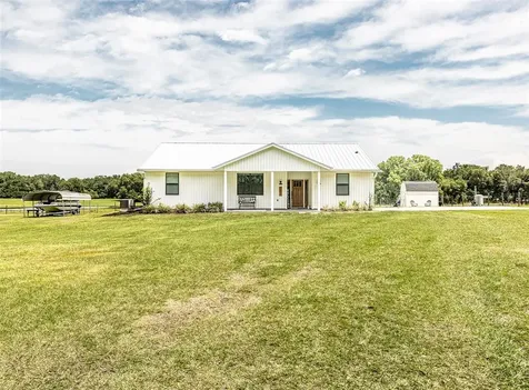 7695 County Road 221 Wildwood FL 34785