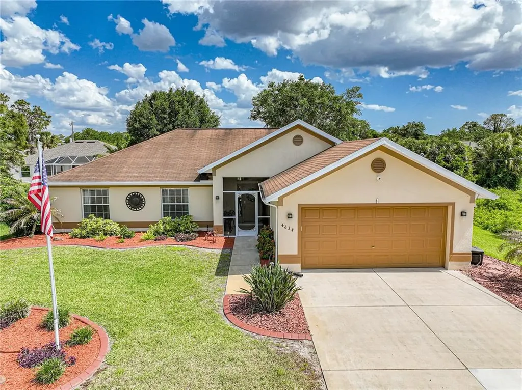 4634 Fernway Drive North Port FL 34288