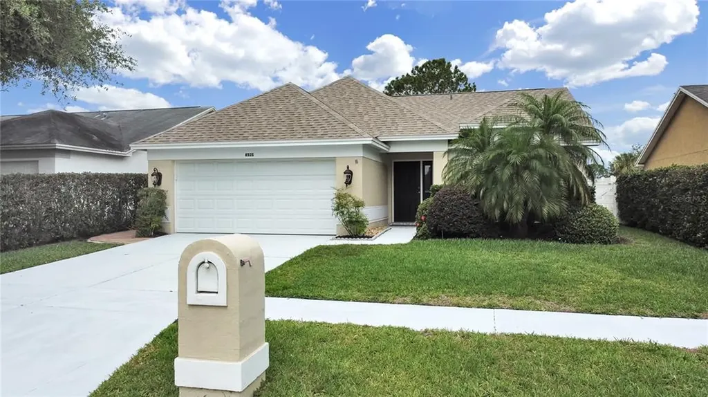 4905 Rambling Rose Place Tampa FL 33624