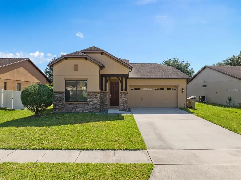 4590 Sandhurst Street Kissimmee FL 34758
