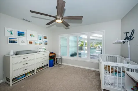 1115 36th Avenue NE St Petersburg FL 33704