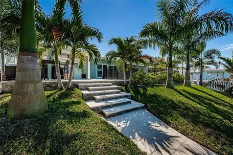 1115 36th Avenue NE St Petersburg FL 33704