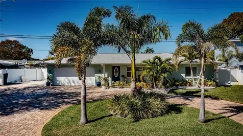 1115 36th Avenue NE St Petersburg FL 33704
