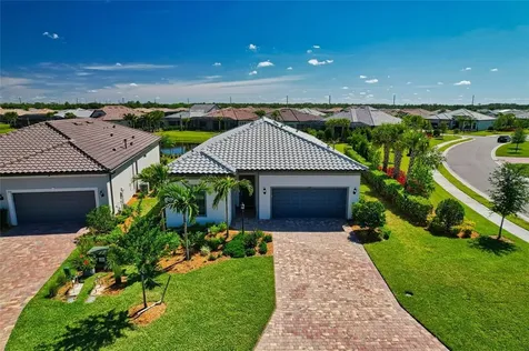 7145 Woodville Cove Bradenton FL 34202