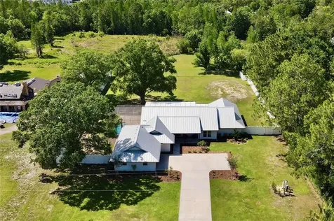 1741 Oakwood Court Lutz FL 33558