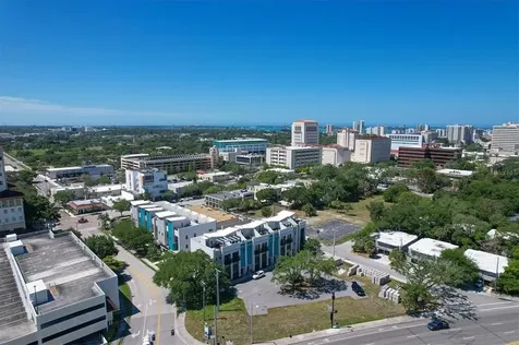 142 Audubon Place Sarasota FL 34237