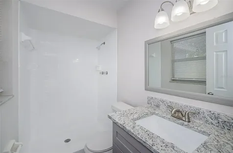 8624 Fish Lake Road Tampa FL 33619