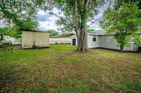 8624 Fish Lake Road Tampa FL 33619