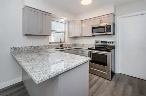 8624 Fish Lake Road Tampa FL 33619