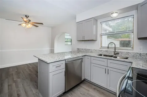 8624 Fish Lake Road Tampa FL 33619