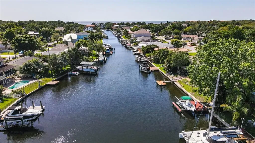 372 Westwinds Drive Palm Harbor FL 34683