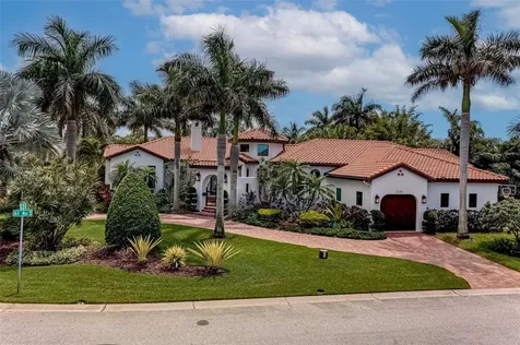 6101 52nd Street S St Petersburg FL 33715
