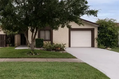 2031 Kings Crossing SW Winter Haven FL 33880