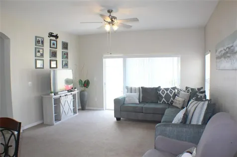 7606 Wood Violet Drive Gibsonton FL 33534