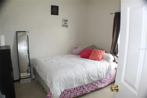 7606 Wood Violet Drive Gibsonton FL 33534