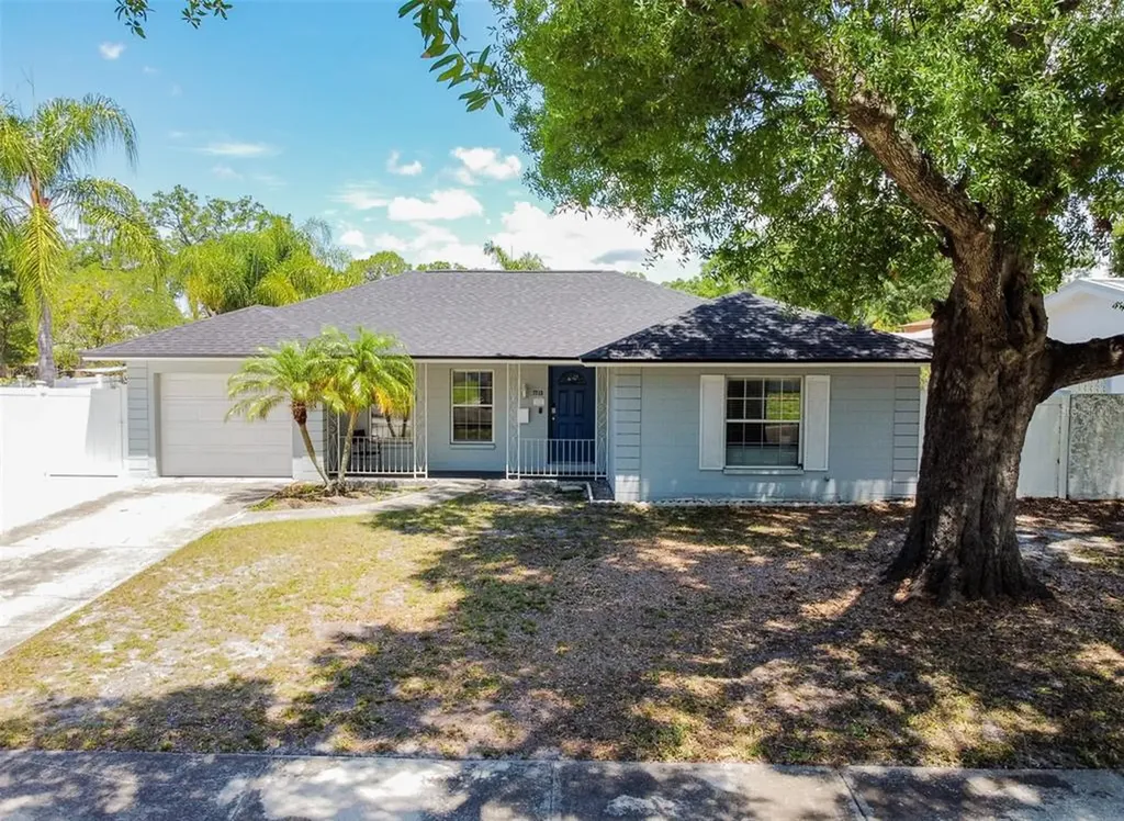 7713 W Pocahontas Avenue Tampa FL 33615