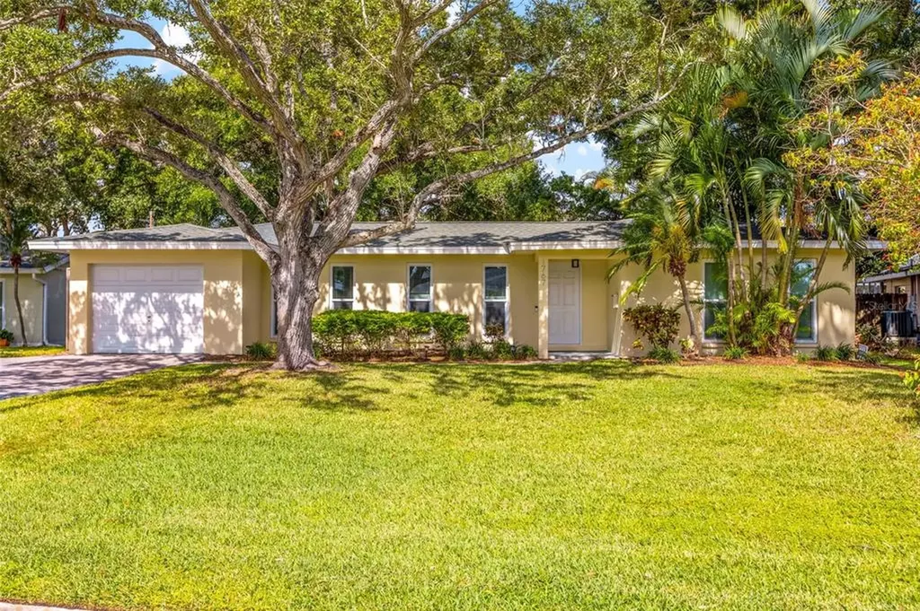1767 Colorado Avenue NE St Petersburg FL 33703