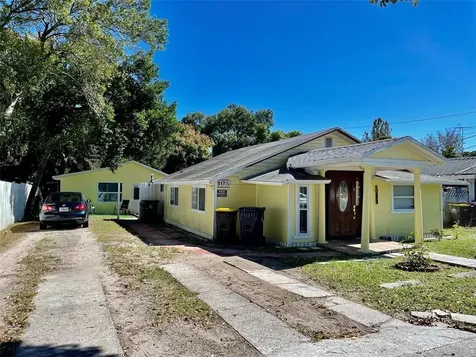 517 Oak Street Auburndale FL 33823