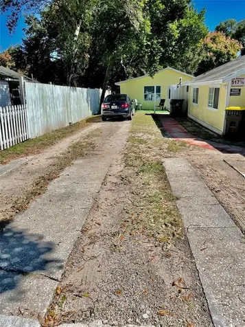 517 Oak Street Auburndale FL 33823