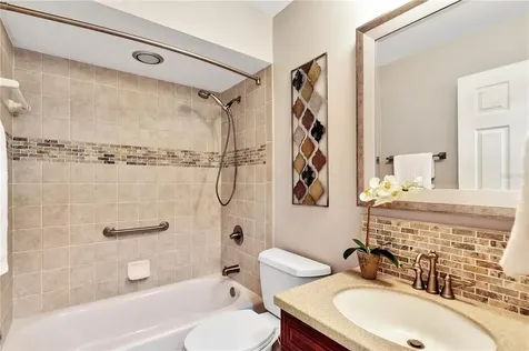 14651 Village Glen Circle Tampa FL 33618