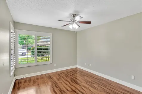 14651 Village Glen Circle Tampa FL 33618
