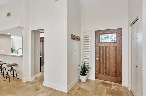 14651 Village Glen Circle Tampa FL 33618