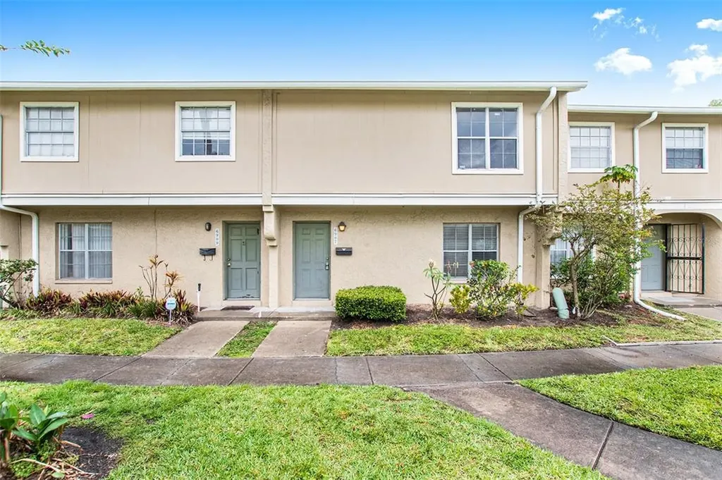 6907 Casa Verde Court Tampa FL 33615