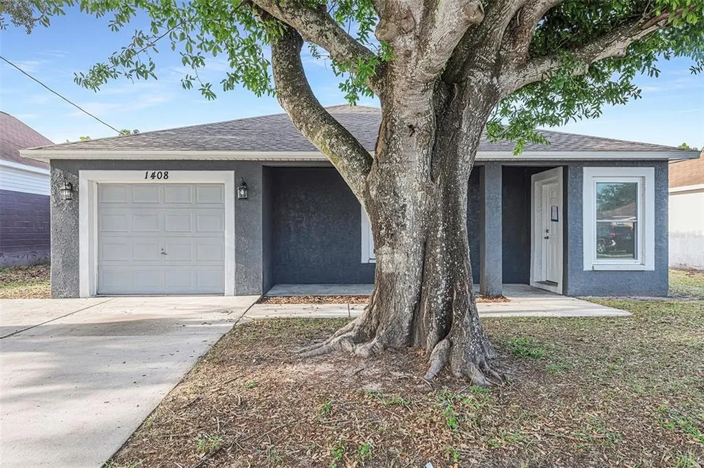 1408 Casa Bonita Avenue Ruskin FL 33570