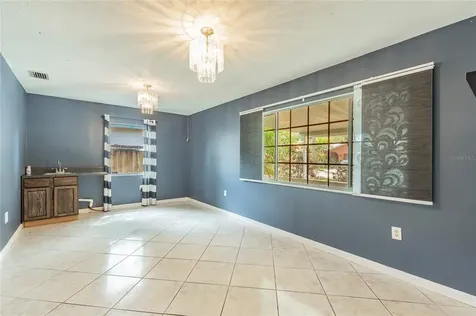 6439 109th Avenue N Pinellas Park FL 33782