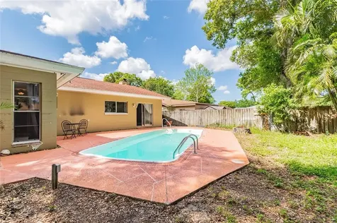 6439 109th Avenue N Pinellas Park FL 33782