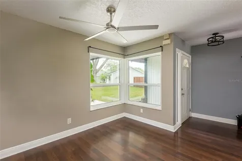 1218 Chestnut Court Plant City FL 33563