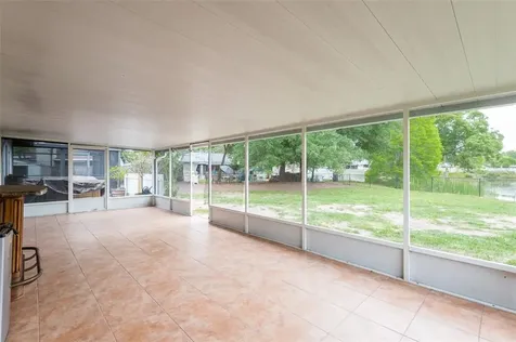 1218 Chestnut Court Plant City FL 33563