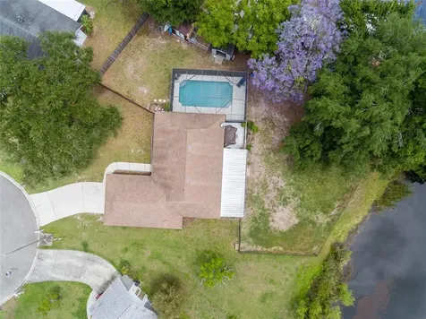 1218 Chestnut Court Plant City FL 33563
