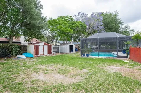 1218 Chestnut Court Plant City FL 33563