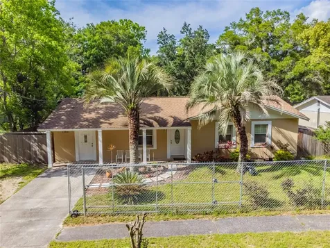 17240 Spring Valley Road Dade City FL 33523