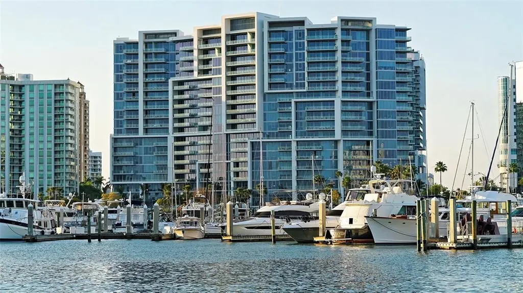 1155 N Gulfstream Avenue Sarasota FL 34236
