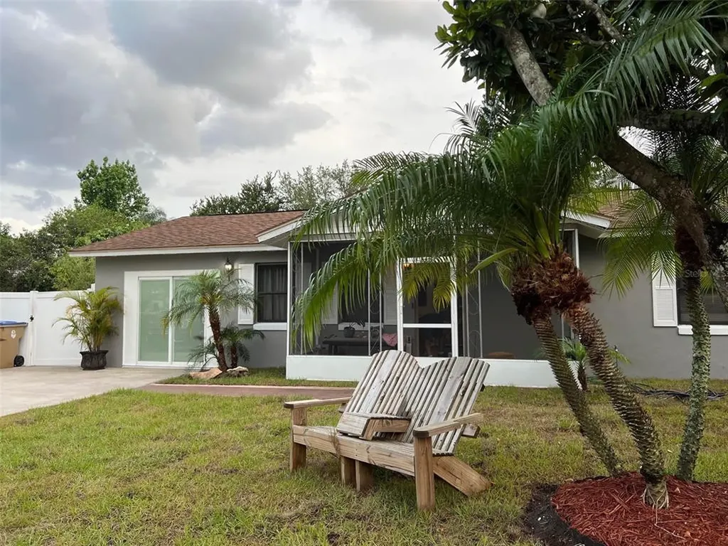 105 Poinsettia Drive Kissimmee FL 34743