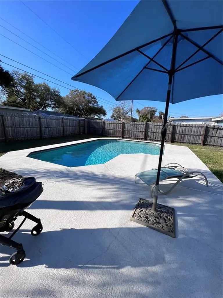 1750 Manchester Drive Clearwater FL 33756