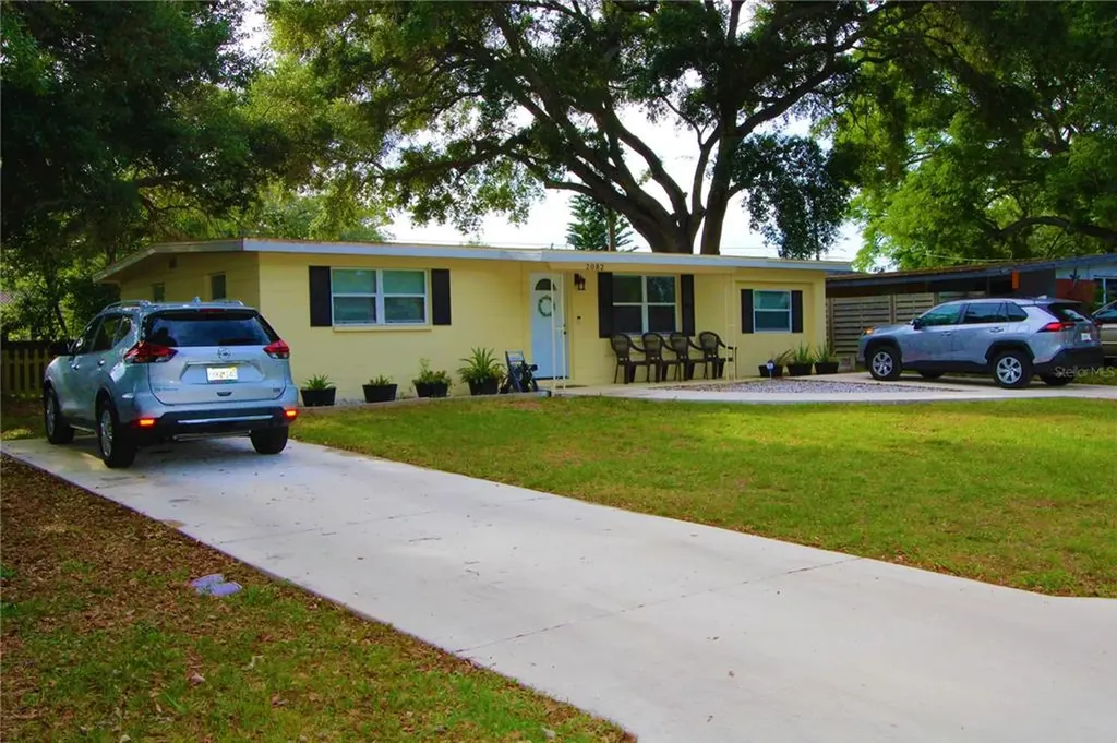 2082 Valencia Way Clearwater FL 33764