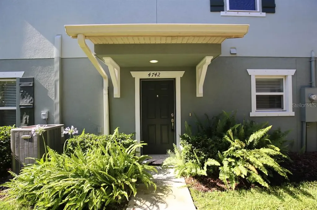 4742 Somerset Hill Lane Riverview FL 33578