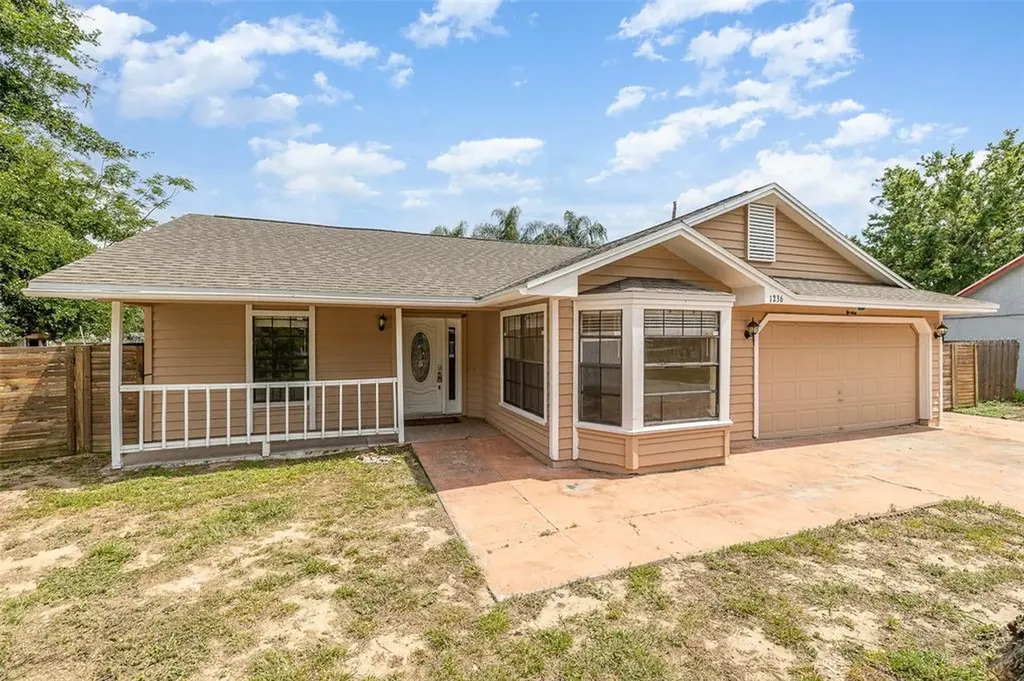 1236 Lamplighter Way Orlando FL 32818
