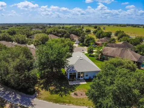 25318 Felicity Court Leesburg FL 34748