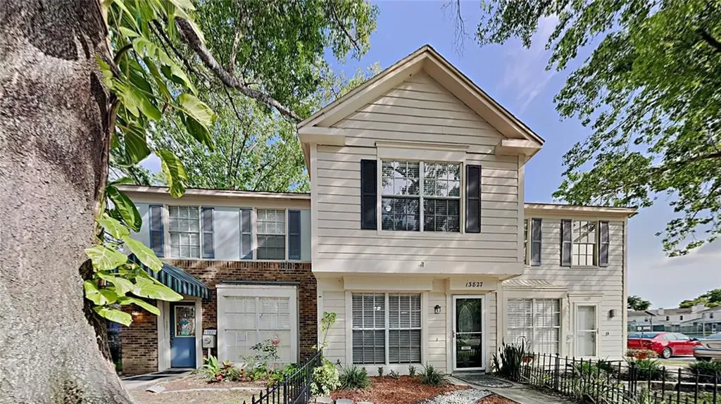 13827 Fletchers Mill Drive Tampa FL 33613