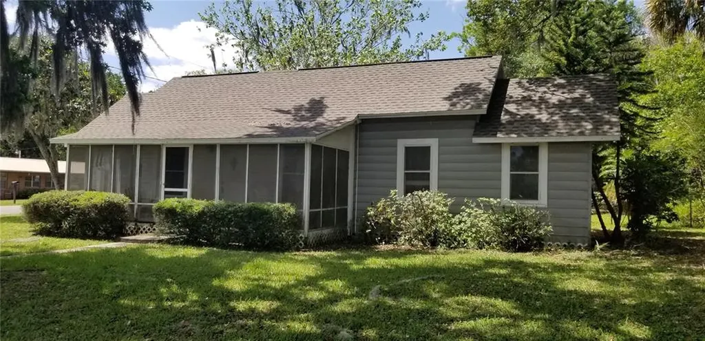 5201 9th Street Zephyrhills FL 33542