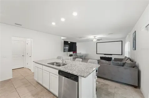 3802 E Curtis Street Tampa FL 33610