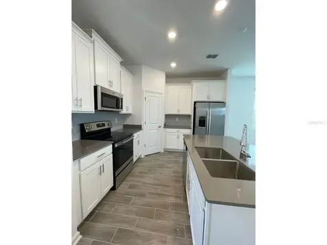 1748 Cross Prairie Parkway Kissimmee FL 34744