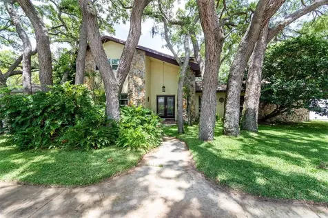 2035 Winding Oaks Drive Palm Harbor FL 34683