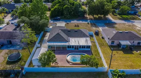 1762 Hazelton Avenue Deltona FL 32738