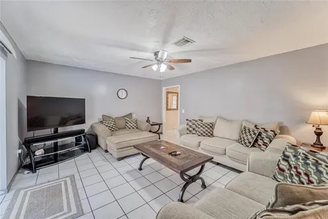 3803 Rolling Circle Valrico FL 33594