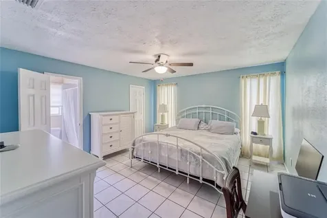 3803 Rolling Circle Valrico FL 33594